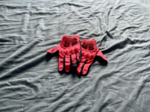 Bomber gloves red