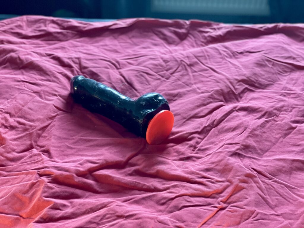 Carving Carl Dildo