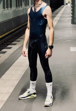 Long pants, blue metallic