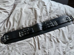 rubstraints – neck anchor tile